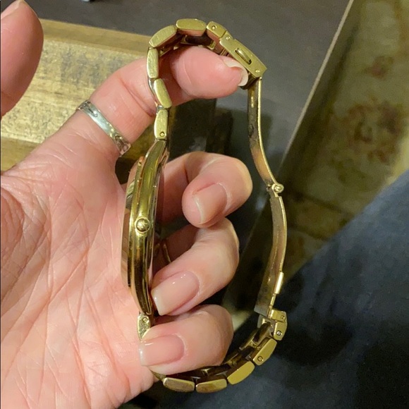 Gold and tortoise women’s Michael Kors watch - Picture 3 of 5